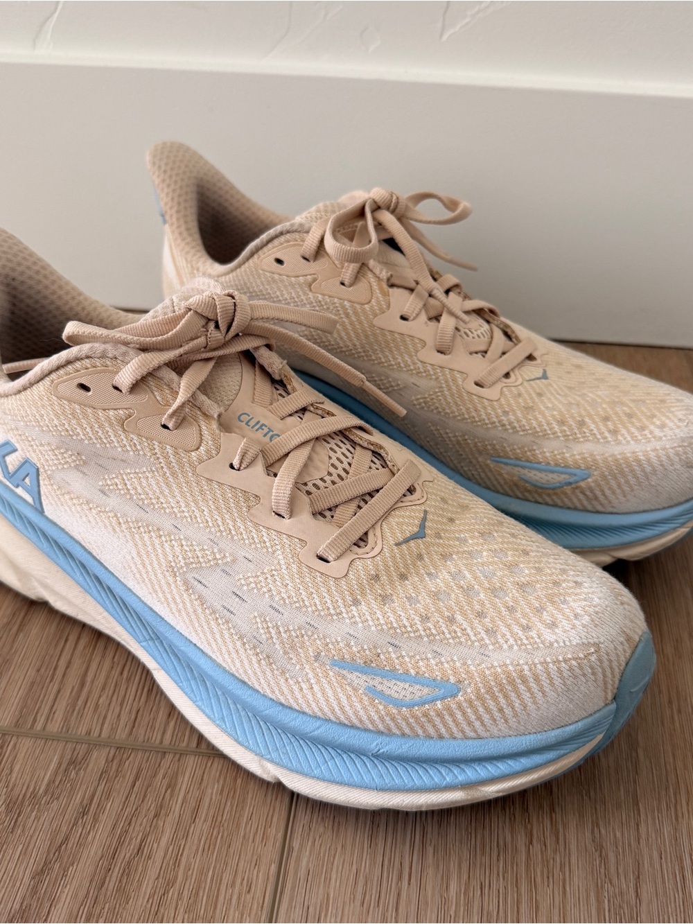 Hoka Women’s Clifton 9 Running Sneakers